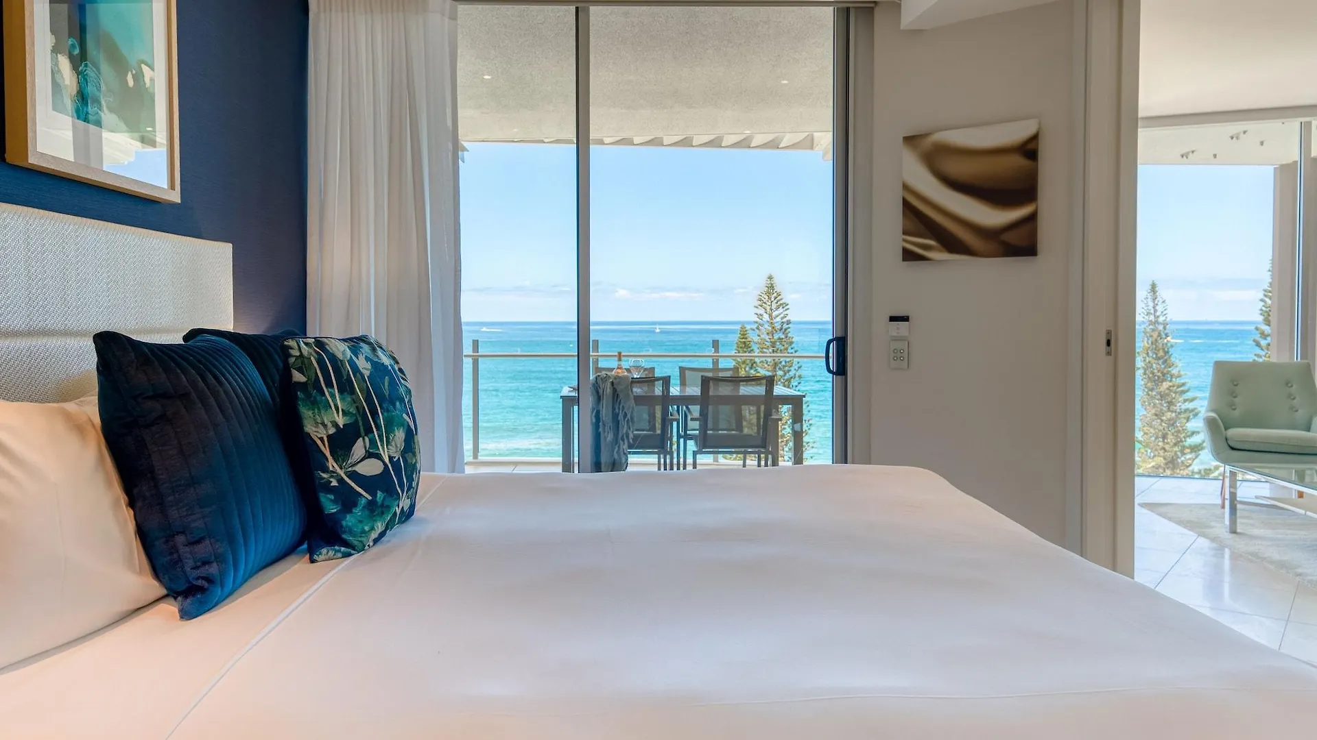 Oceans Mooloolaba Hotel 5*,